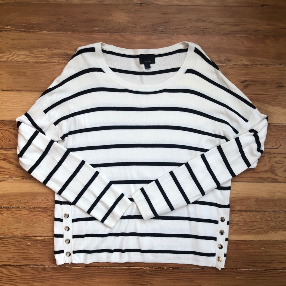 Striped shirt with button detail